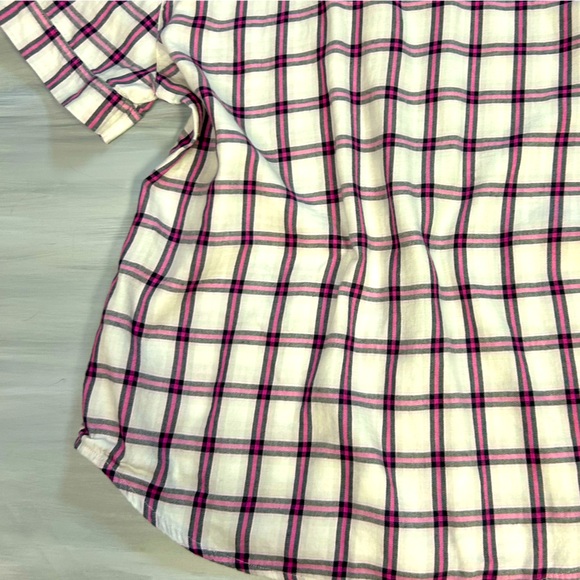 Victoria’s Secret size small shorts pajama set. Great condition.  - Picture 12 of 13